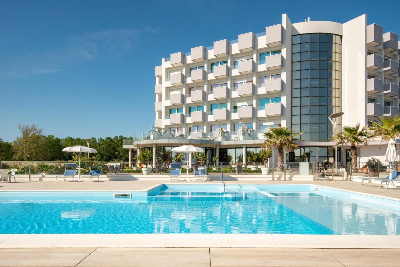 Hotel Residence Imperial Misano Adriatico Exterior photo