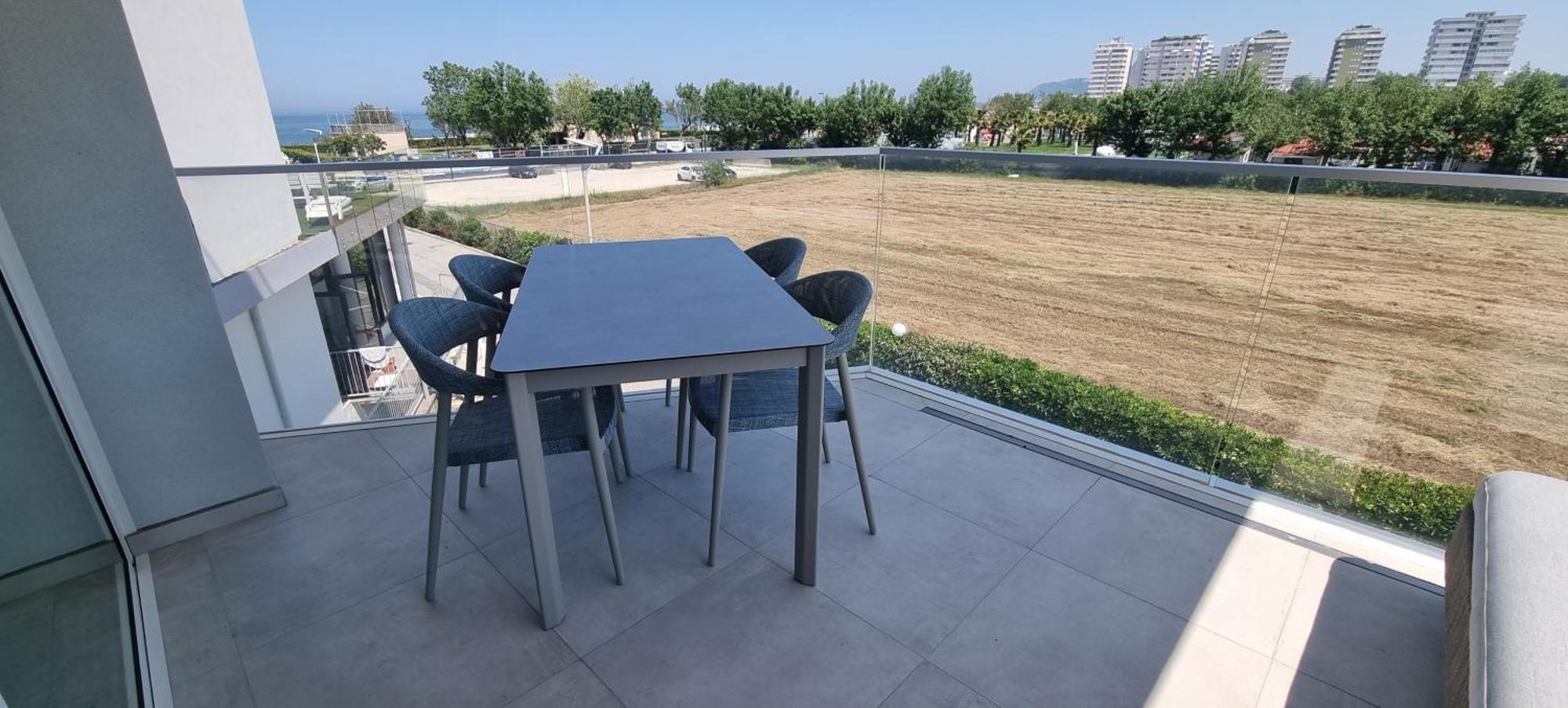 Hotel Residence Imperial Misano Adriatico Exterior photo